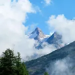 Riverside Astoria 3-5 Parterre-whg By Interhome Апартаменти